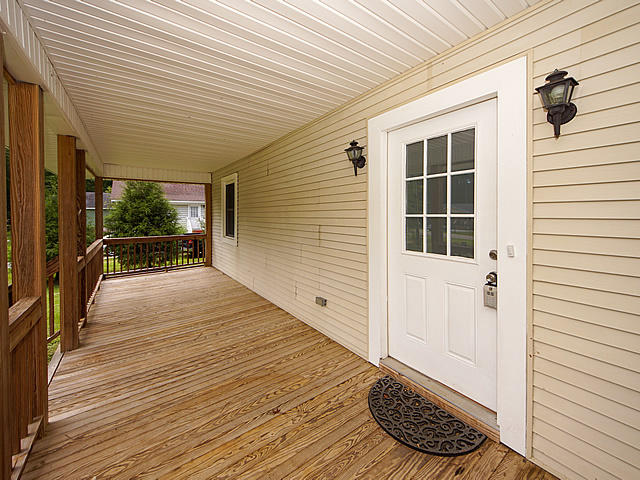 2968 Bobo Road Mount Pleasant, SC 29466 - Photo 3 of 31 03