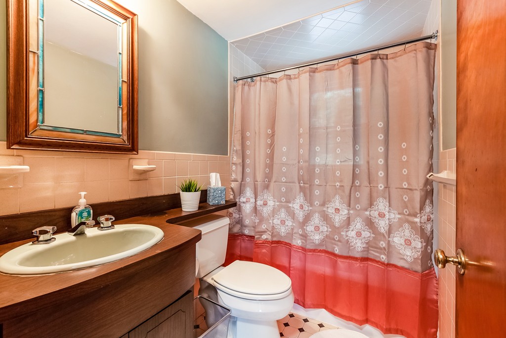 15 Colasanti Road Weymouth, MA 02191 - Photo 22 of 28 Gallery Image 22