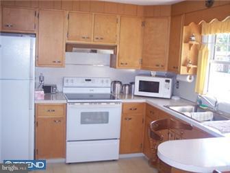 216 Rothermel Boulevard Reading, PA 19605 - Photo 7 of 12 Gallery Image 7
