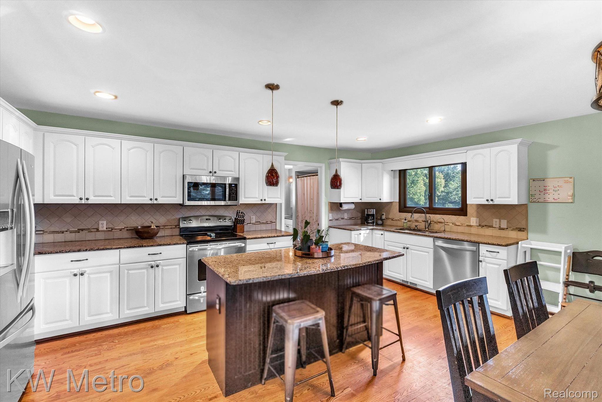 763 Clarkston Road Lake Orion, MI 48360 - Photo 8 of 33 Gallery Image 8