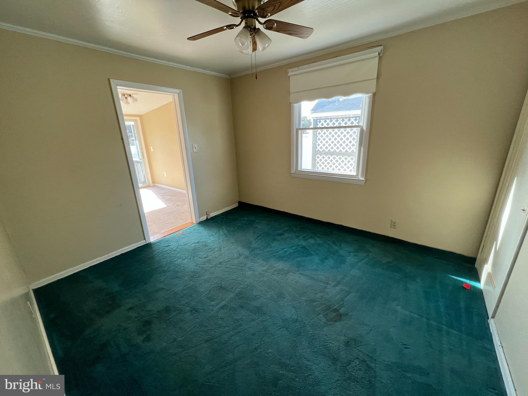 8231 Longpoint Road Baltimore, MD 21222 - Photo 7 of 13
