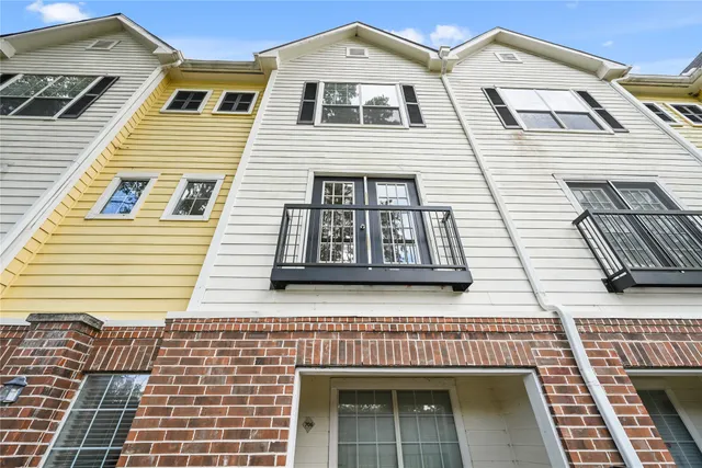 $169,990 | 9200 Westheimer Road, Unit 706, Houston, TX 77063