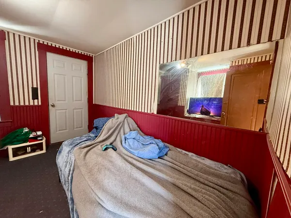 $345,000 | 2 Hutchinson Street, Franklin, NH 03235