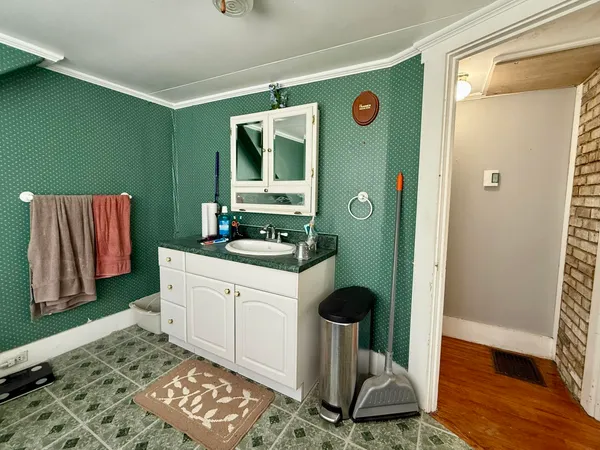 $345,000 | 2 Hutchinson Street, Franklin, NH 03235