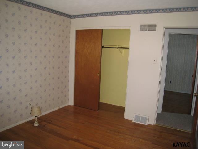 2185 Teslin Road York, PA 17404 - Photo 16 of 36