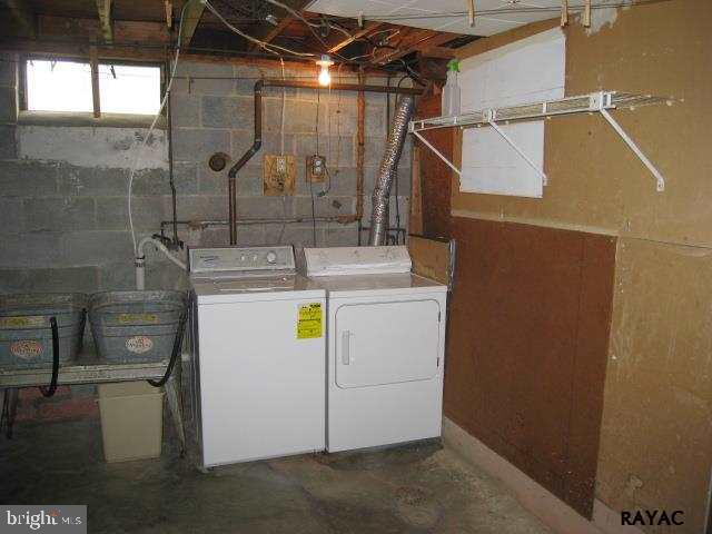2185 Teslin Road York, PA 17404 - Photo 24 of 36