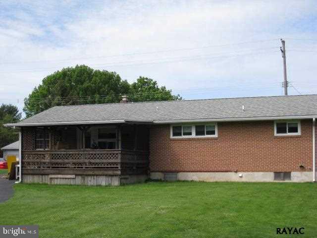 2185 Teslin Road York, PA 17404 - Photo 31 of 36