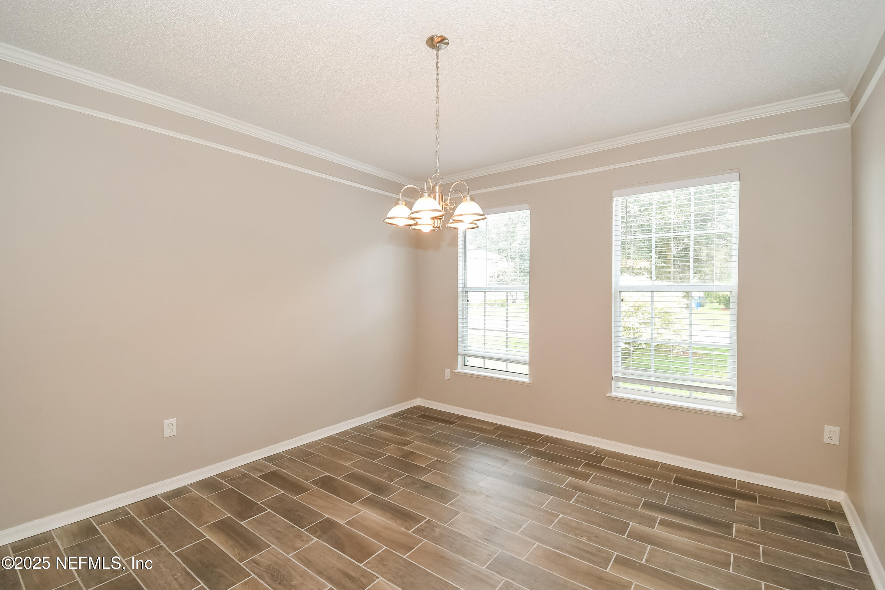 12284 Hickory Forest Road Jacksonville, FL 32226 - Photo 4 of 15 005-photo-dining-room-7375688