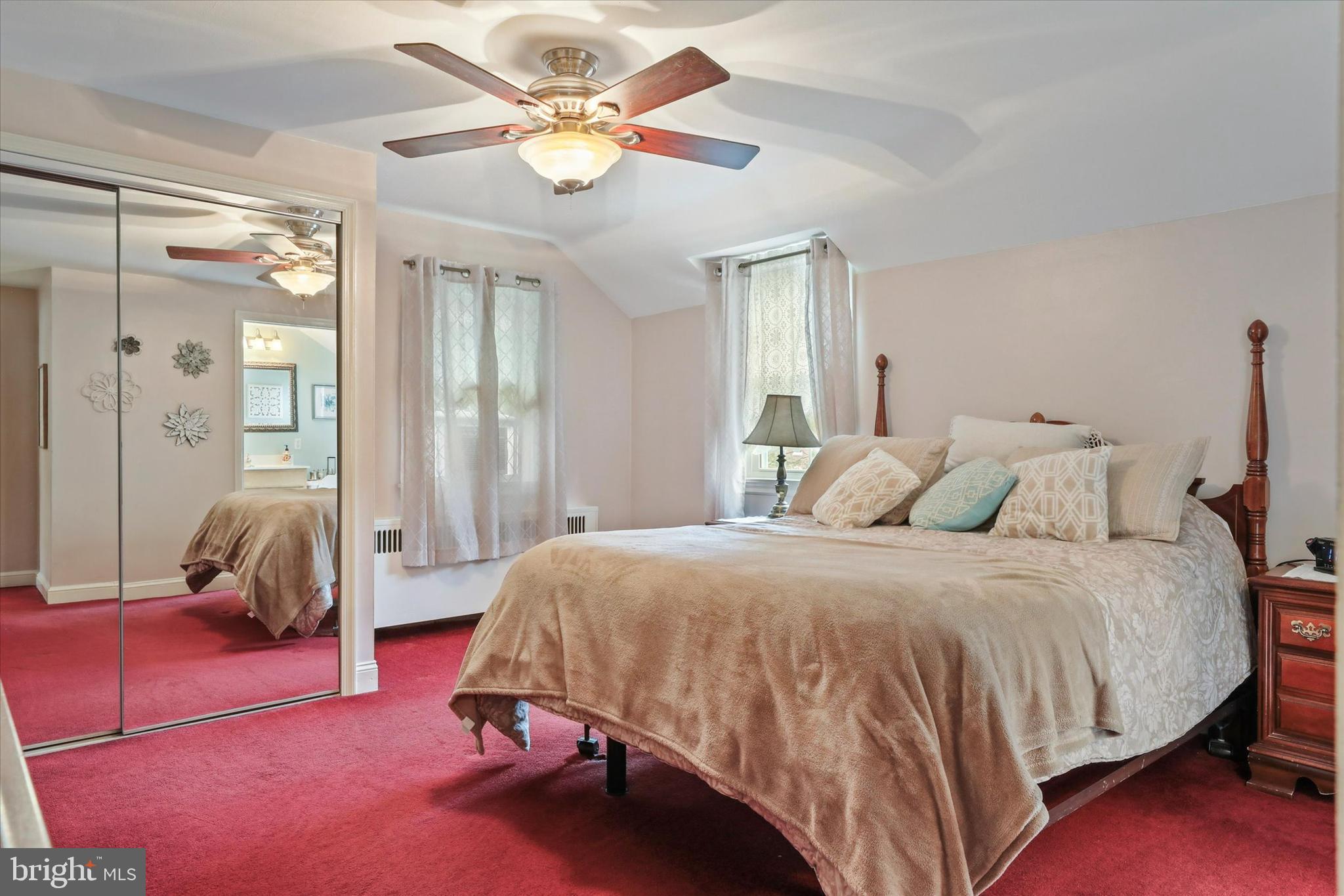 19 Valley View Lane Newtown Square, PA 19073 - Photo 23 of 40 Primary Bedroom