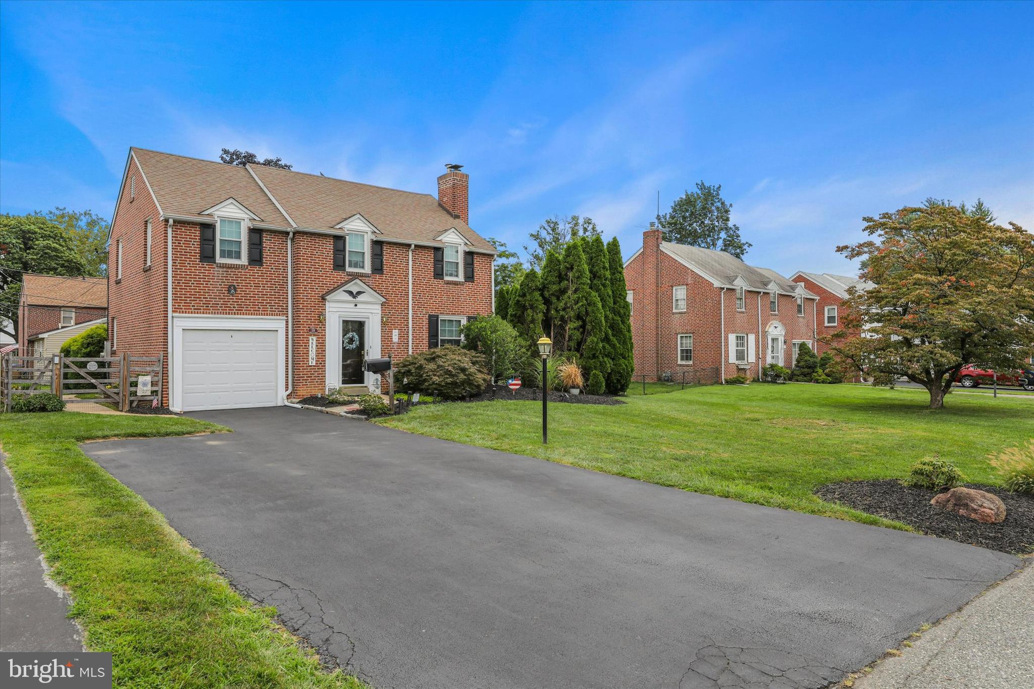 19 Valley View Lane Newtown Square, PA 19073 - Photo 4 of 40 Exterior