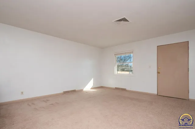 $99,500 | 7130 Southwest Lario Lane, Topeka, KS 66619