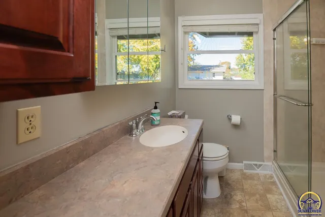 $99,500 | 7130 Southwest Lario Lane, Topeka, KS 66619