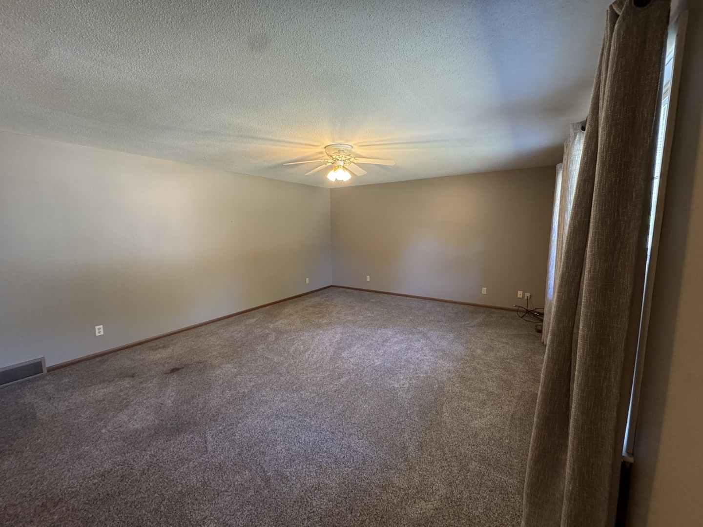 805 Keith Street Morrison, IL 61270 - Photo 20 of 33 a view of an empty room