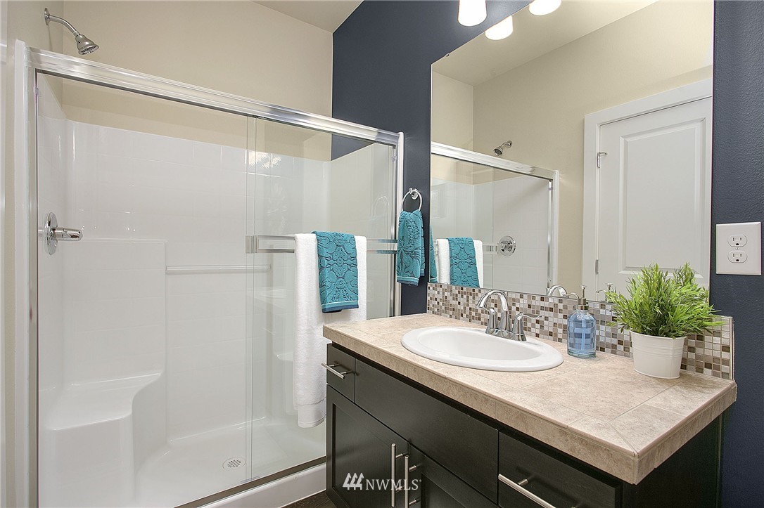 10714 Southeast 187th Place Renton, WA 98055 - Photo 6 of 24 Gallery Image 6