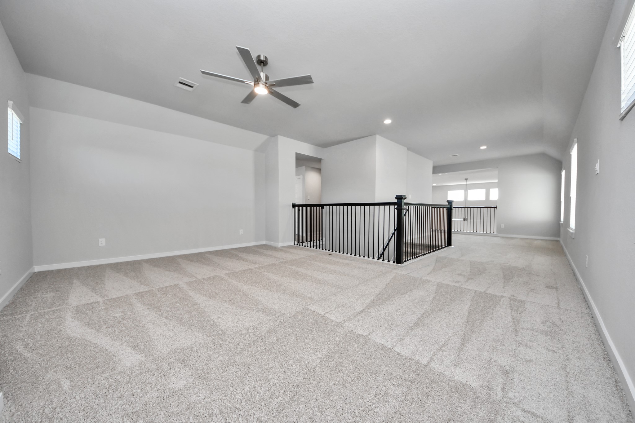 3006 Burris Park Drive Spring, TX 77373 - Photo 29 of 45 a view of a livingroom with a ceiling fan