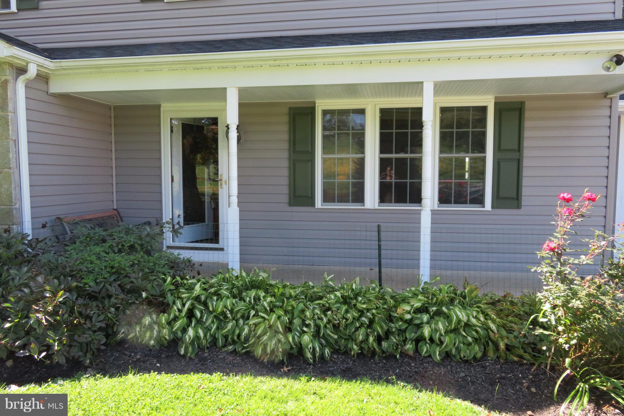 1306 Hughes Shop Road Westminster, MD 21158 - Photo 2 of 25 Front Porch