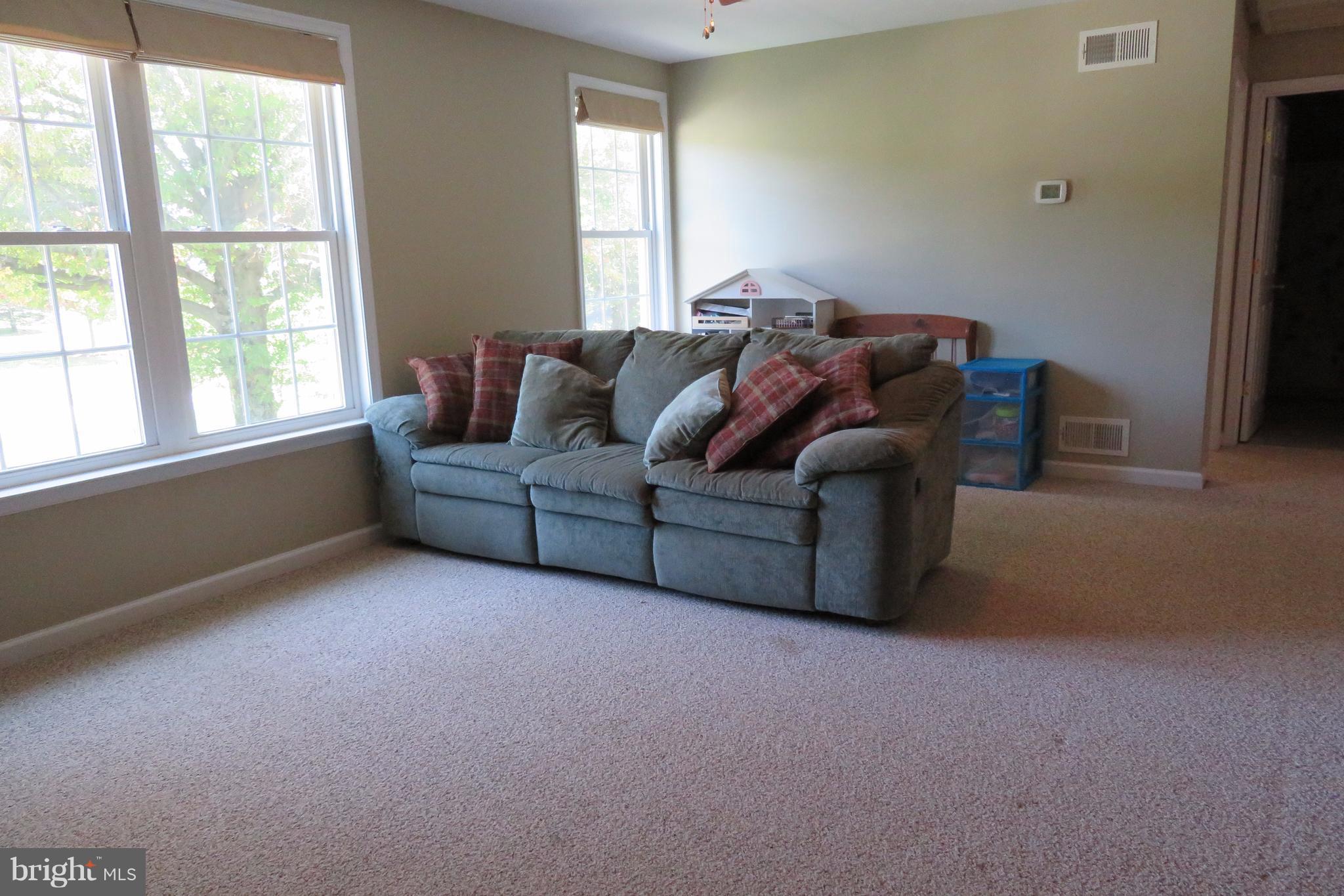 1306 Hughes Shop Road Westminster, MD 21158 - Photo 13 of 25 Living Room