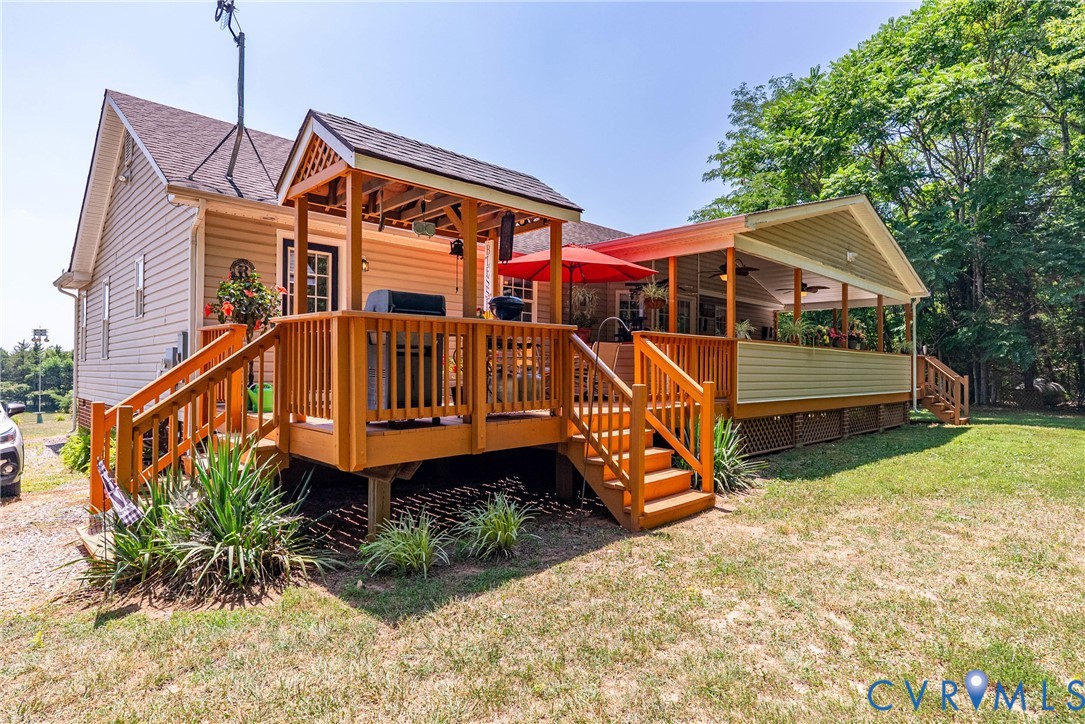 197 Goshen Road Cumberland, VA 23040 - Photo 56 of 70 Expansive outdoor living featuring a multi-level w