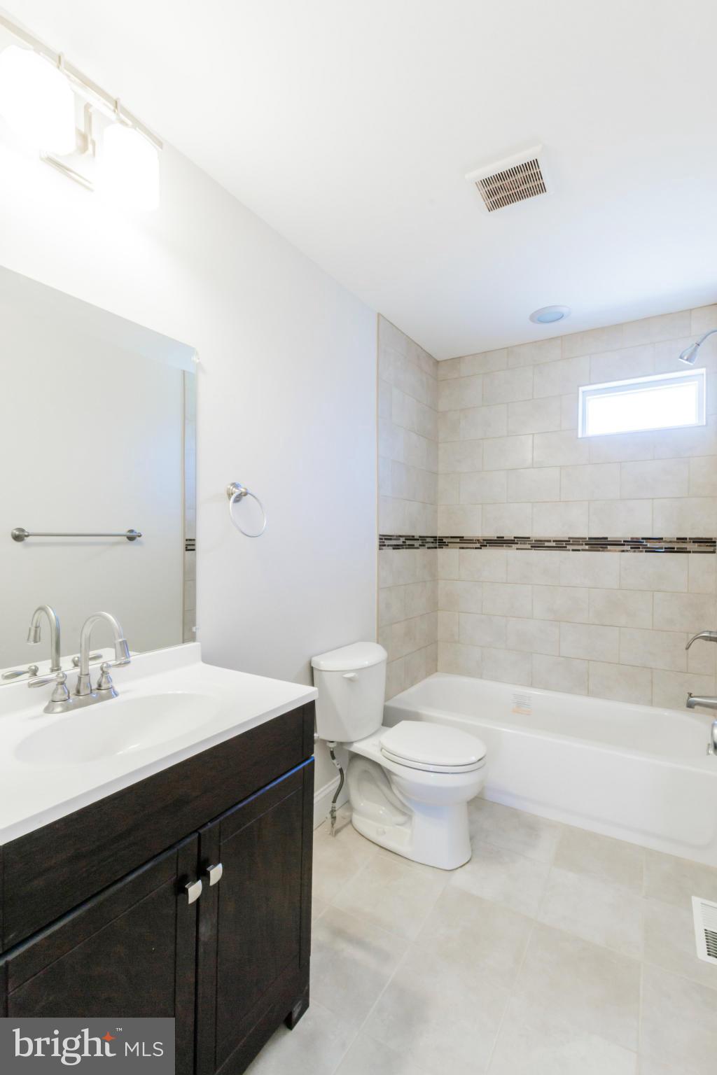 5431 Whitwood Road Baltimore, MD 21206 - Photo 11 of 30 Bath