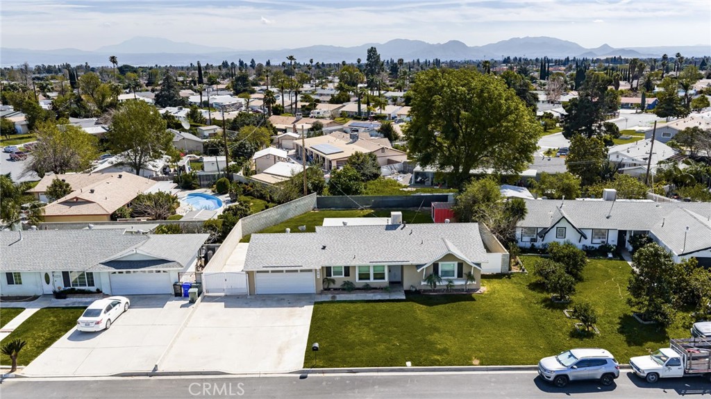 6661 Yucca Avenue Rialto, CA 92376 - Photo 39 of 44 an aerial view of multiple house