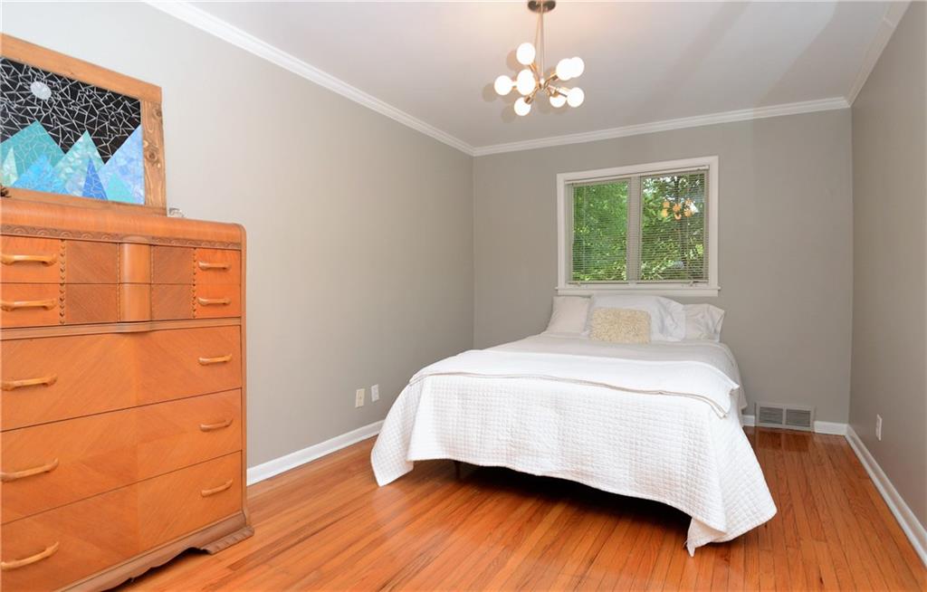 7520 Spring Mill Road Indianapolis, IN 46260 - Photo 21 of 32 Gallery Image 21