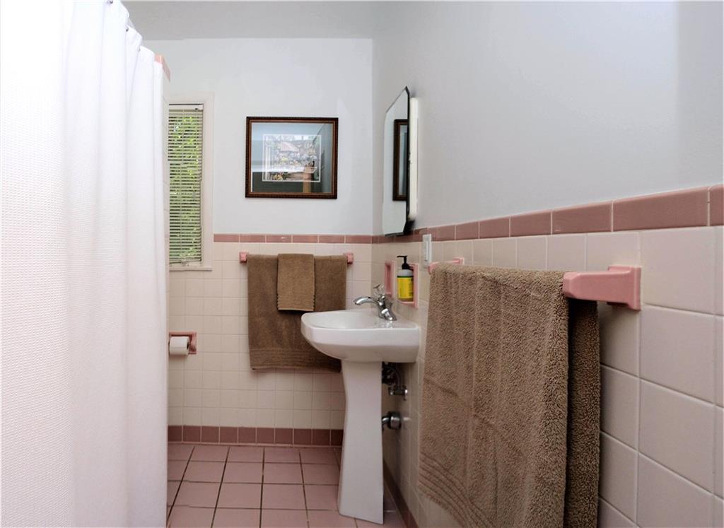 7520 Spring Mill Road Indianapolis, IN 46260 - Photo 23 of 32 Gallery Image 23