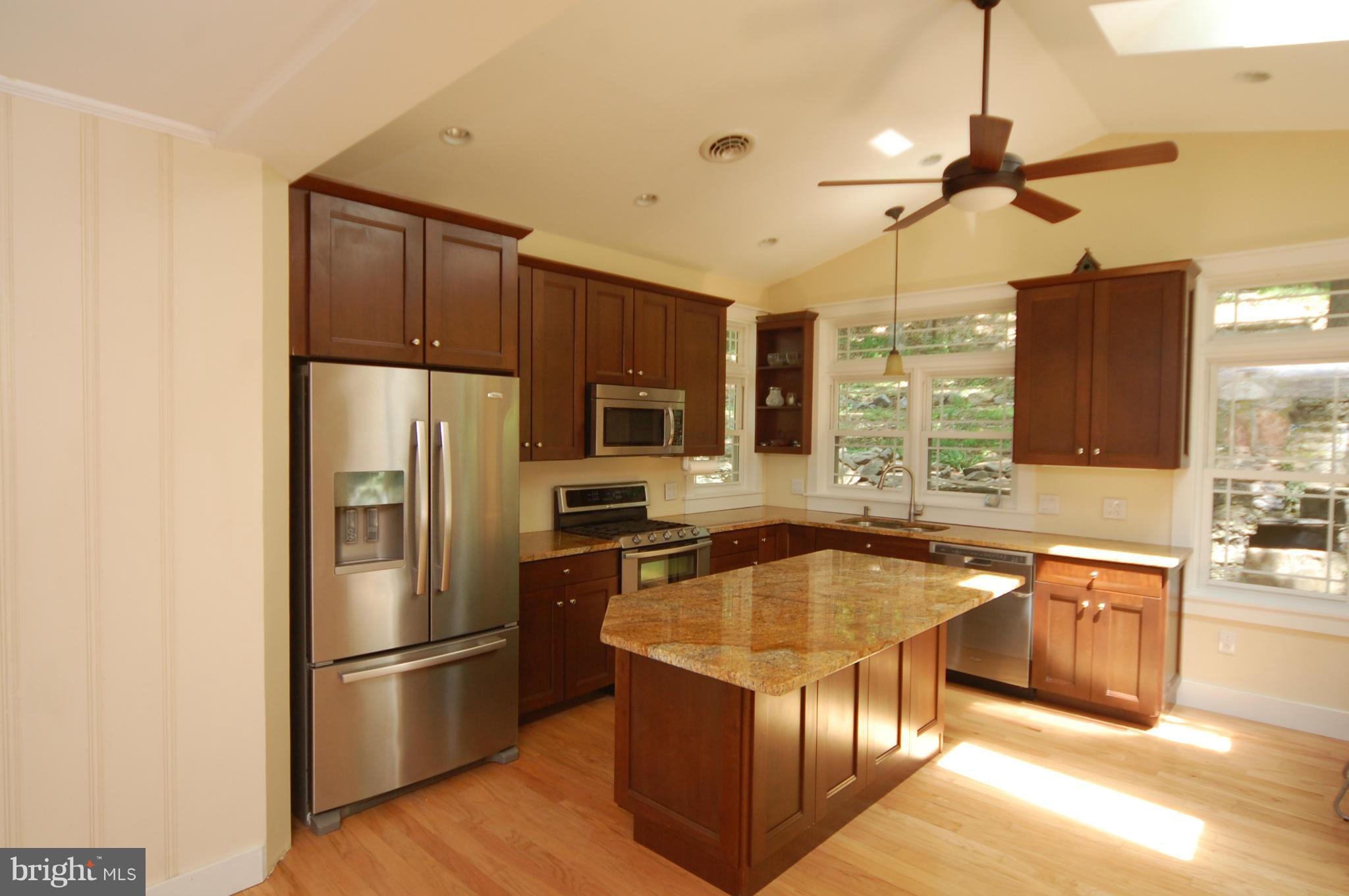 6315 Quinn Road Frederick, MD 21701 - Photo 4 of 28 Kitchen