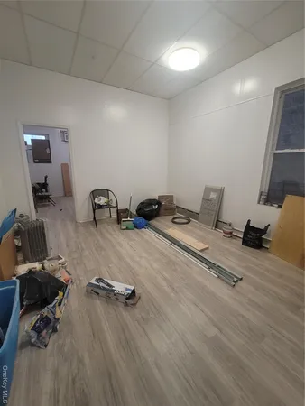 $3,000 | 3553 Holland Avenue, Unit 1 | Williamsbridge