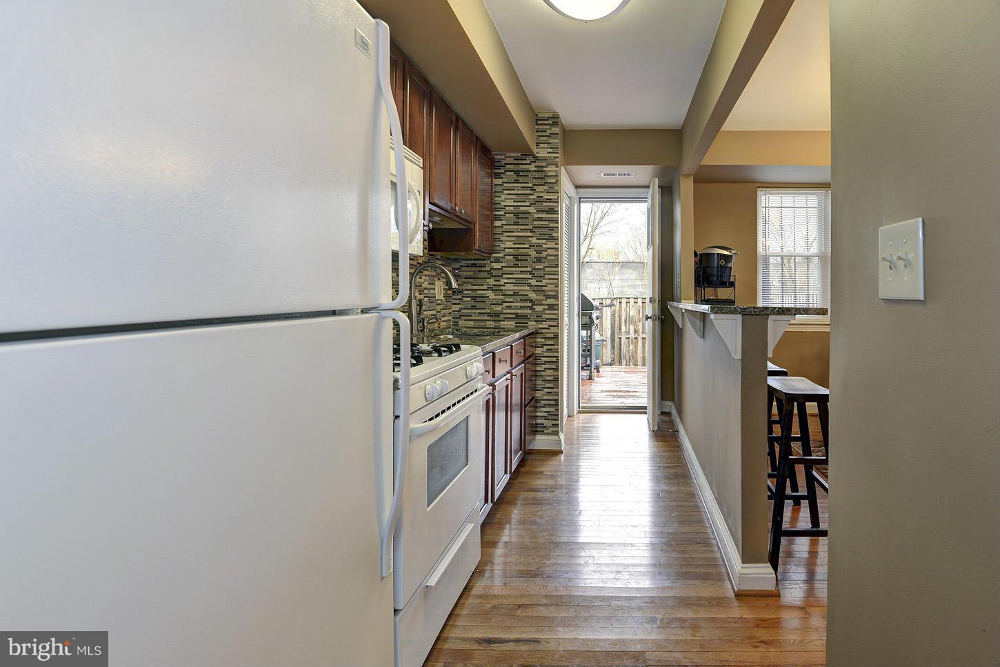 1538 2nd Street Southwest Washington, DC 20024 - Photo 6 of 24 Interior (General)