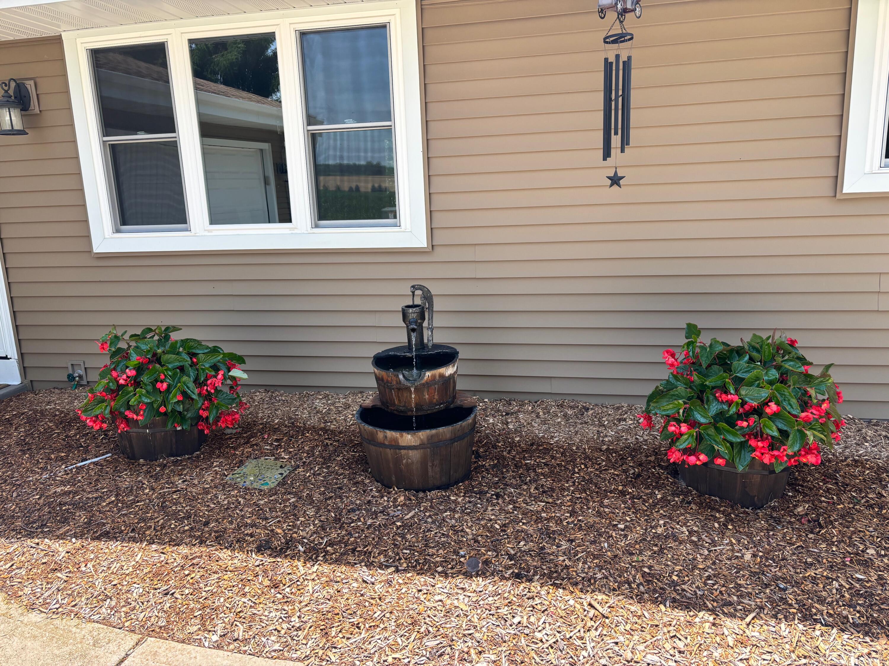 N3222 Jefferson Road Rubicon, WI 53078 - Photo 39 of 41 Landscaping