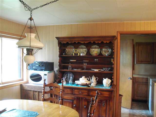 1125 Arnold Road Snover, MI 48472 - Photo 12 of 22 31073035-11.JPG