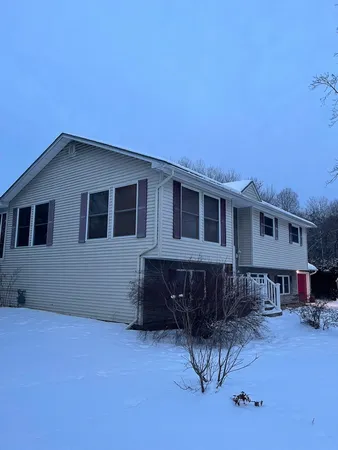 $451,000 | 1085 Lamkin Street, Highgate, VT 05459