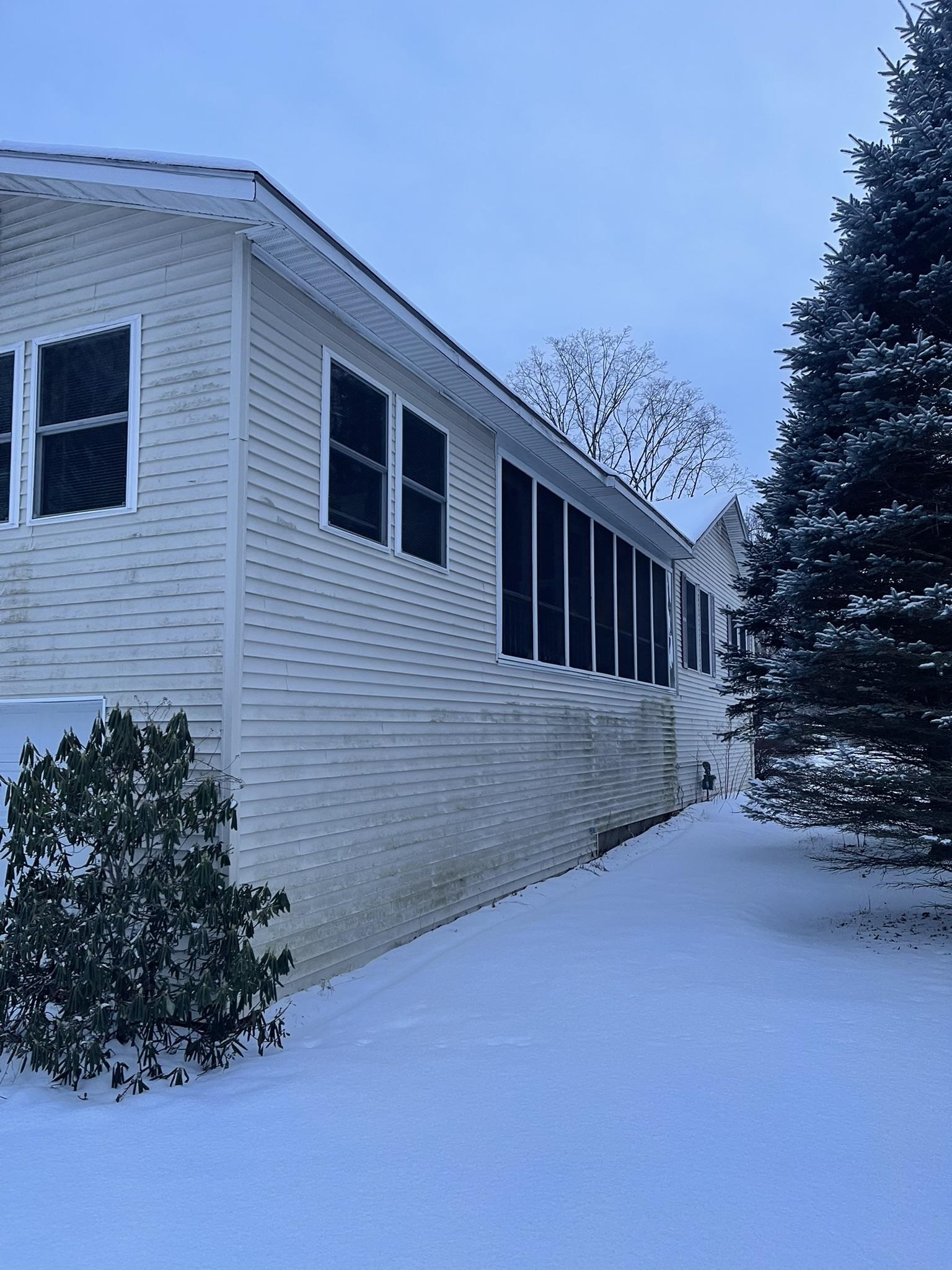 1085 Lamkin Street Highgate, VT 05459 - Photo 7 of 36