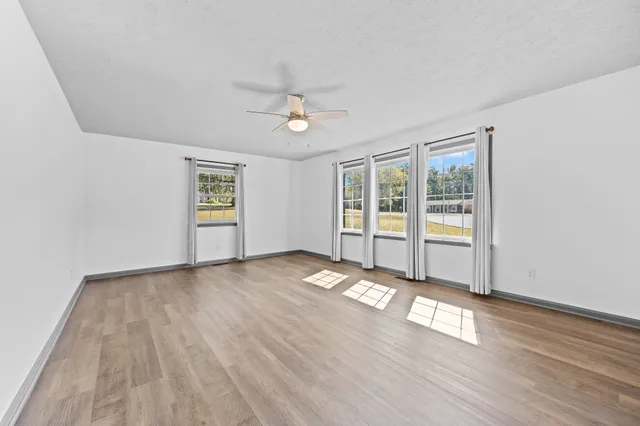 $399,900 | 2425 Barwood Drive, Greenbrier, TN 37073