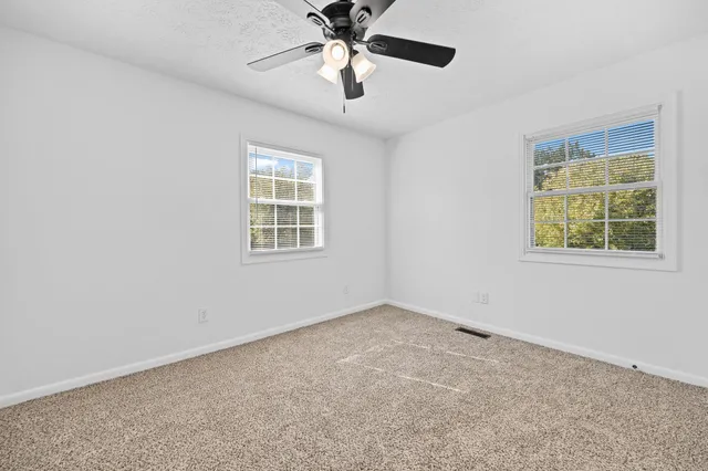 $399,900 | 2425 Barwood Drive, Greenbrier, TN 37073