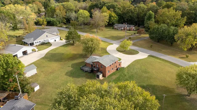 $399,900 | 2425 Barwood Drive, Greenbrier, TN 37073