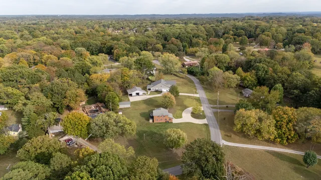 $399,900 | 2425 Barwood Drive, Greenbrier, TN 37073