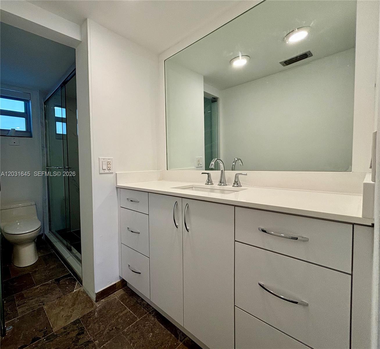 1674 Bay Road, Unit 301 Miami Beach, FL 33139 - Photo 13 of 20
