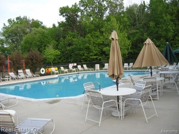 4145 Hampton Ridge Boulevard, Unit 32 Howell, MI 48843 - Photo 27 of 28 Swimming Pool.jpg