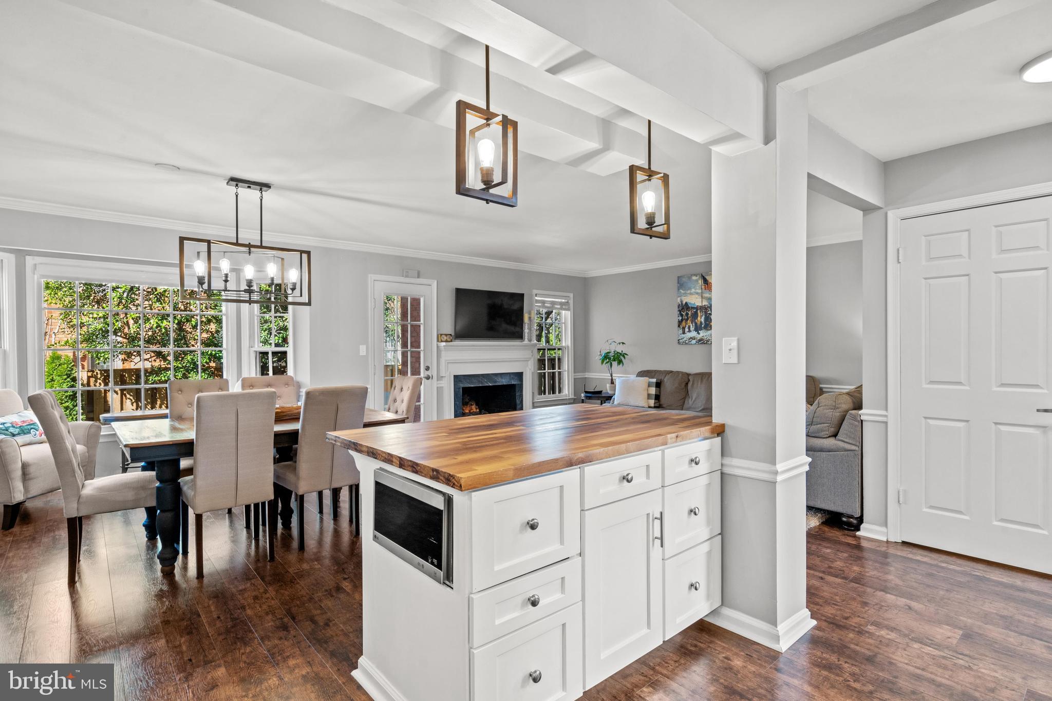 1796 Duffield Lane Alexandria, VA 22307 - Photo 11 of 42 a kitchen that has a table and chairs in it