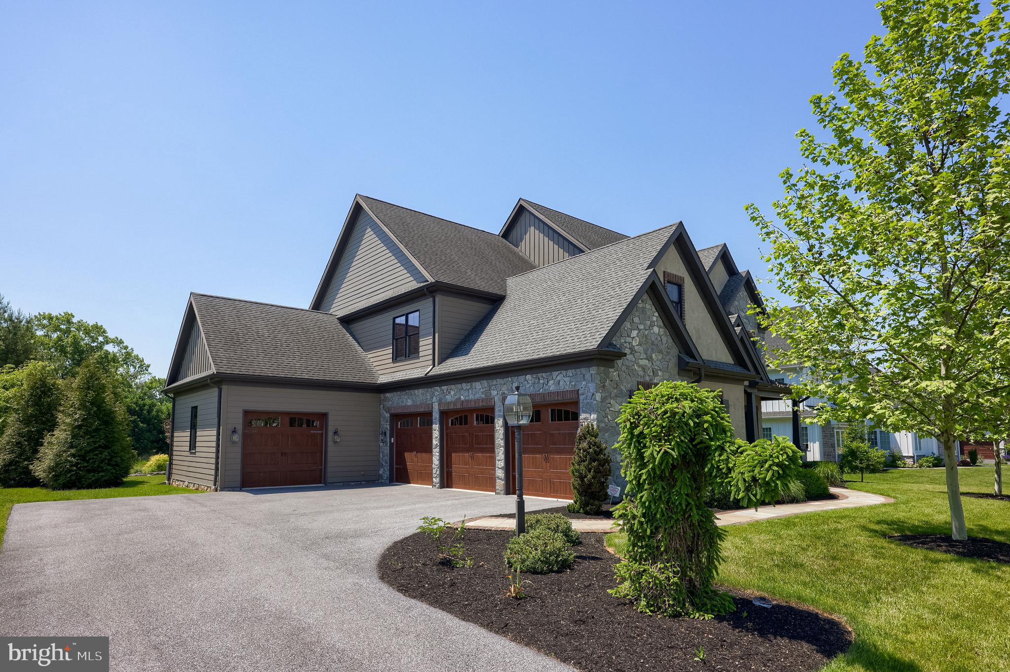 428 Southampton Drive Lititz, PA 17543 - Photo 8 of 60 a front view of a house with garden