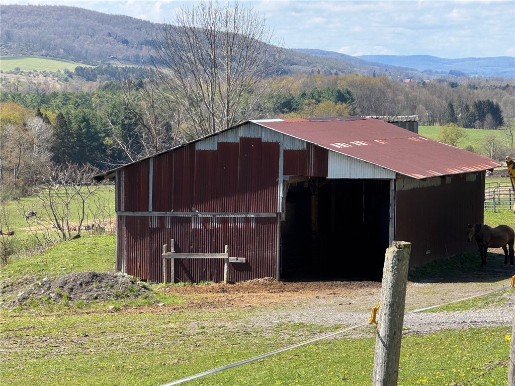 3010 Kelly Road Brookfield, NY 13355 - Photo 39 of 45 Old Sawmill Barn/ Horse Barn