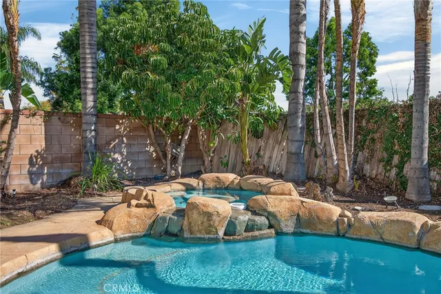 $1,049,999 | 11552 Brookrun Court, Riverside, CA 92505