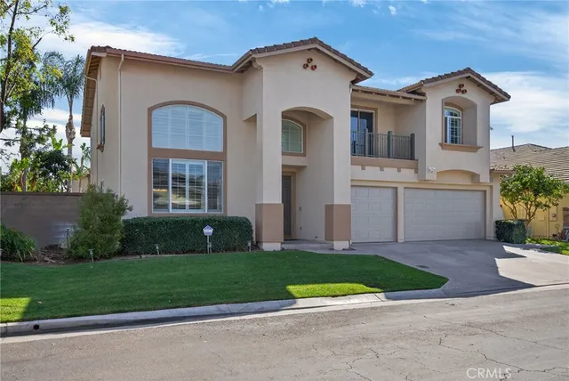 $1,049,999 | 11552 Brookrun Court, Riverside, CA 92505