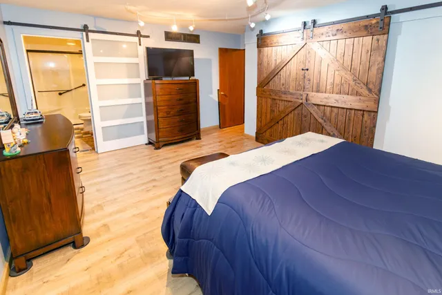 $399,000 | 14914 McCutchan Road, Evansville, IN 47725