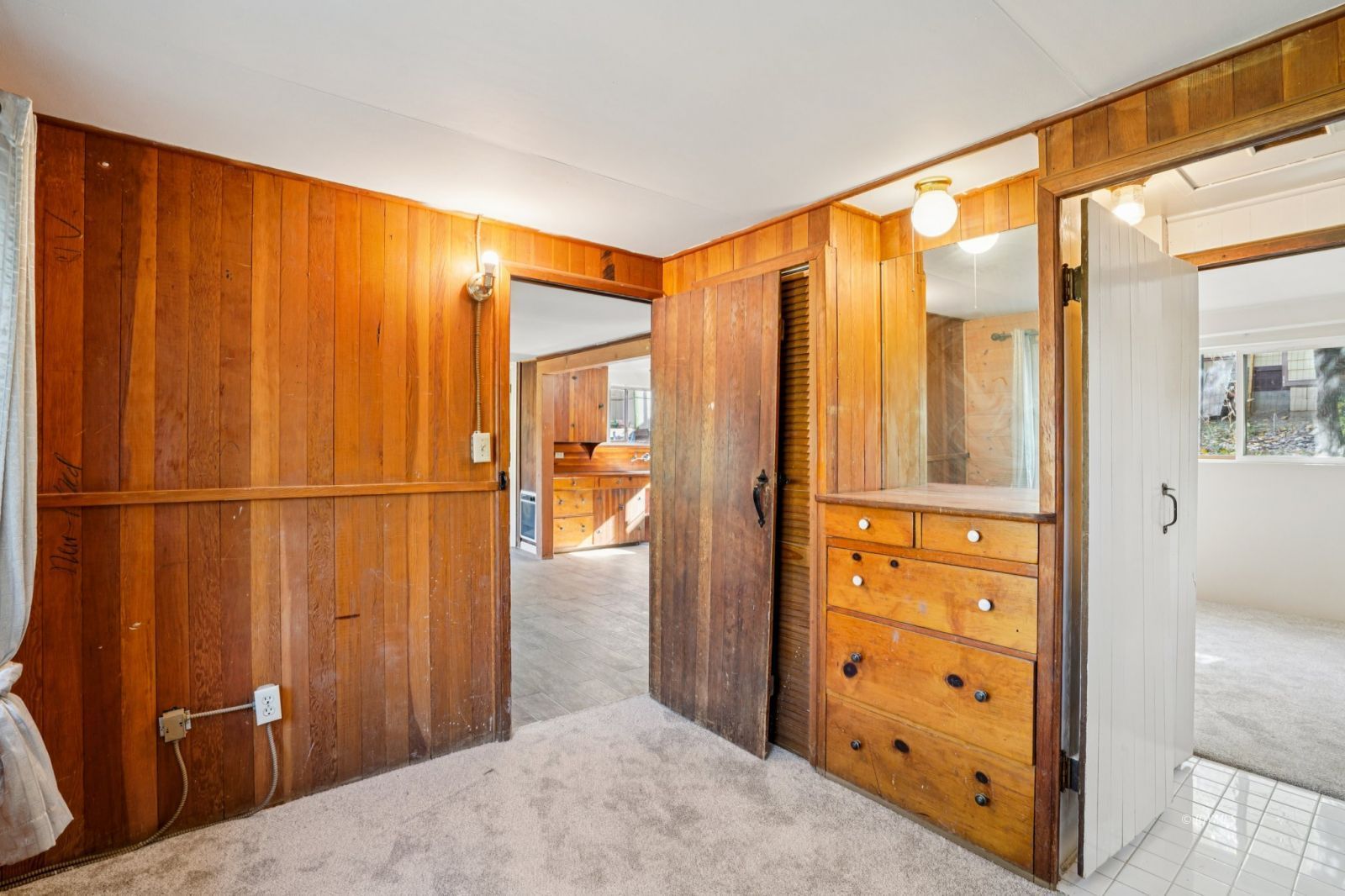 53451 Middleridge Drive Idyllwild, CA 92549 - Photo 15 of 30 a view of walk in closet