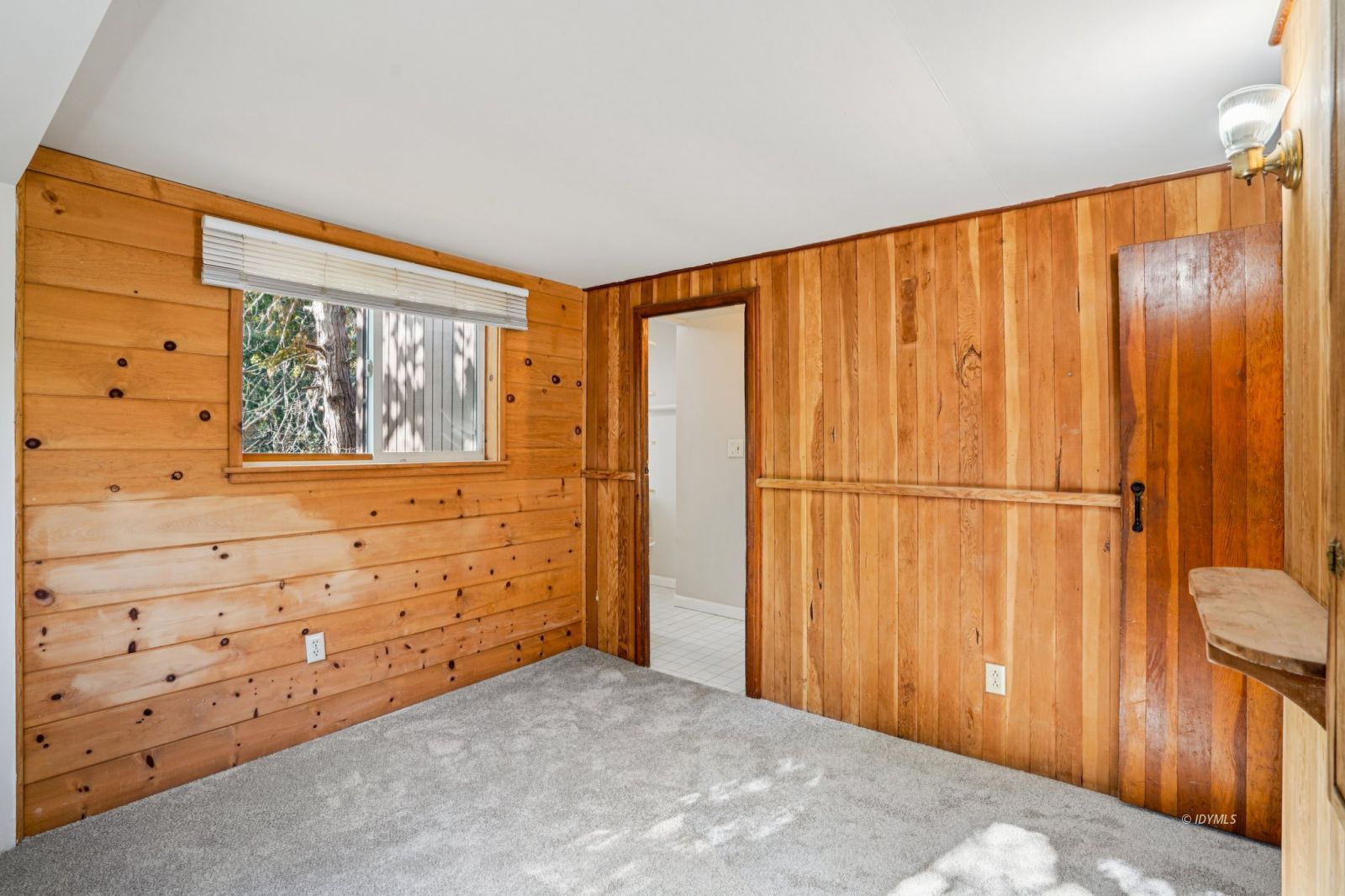 53451 Middleridge Drive Idyllwild, CA 92549 - Photo 22 of 30 a view of front door