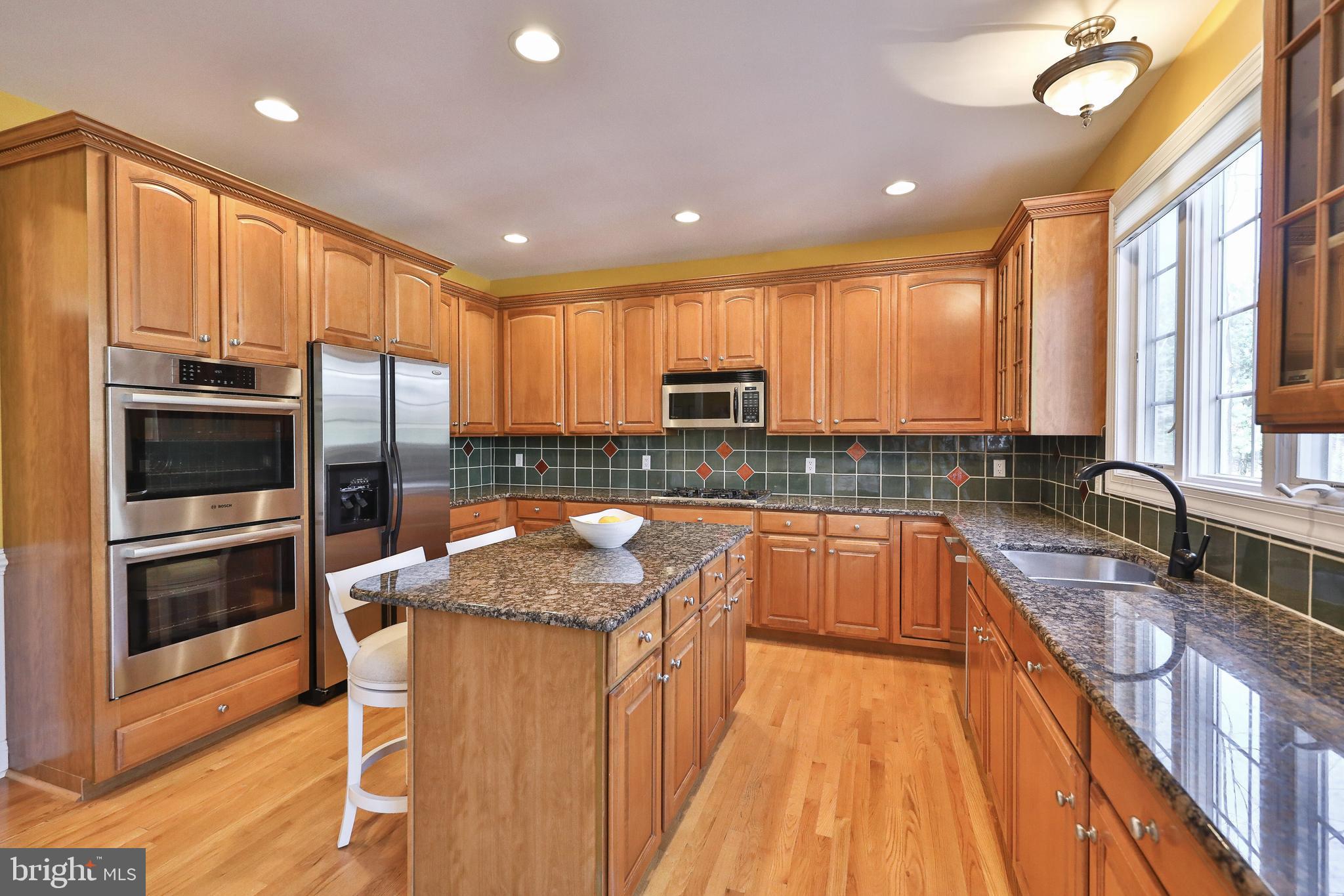 295 Pinecroft Place Ambler, PA 19002 - Photo 9 of 37 Stainless Steel Appliances