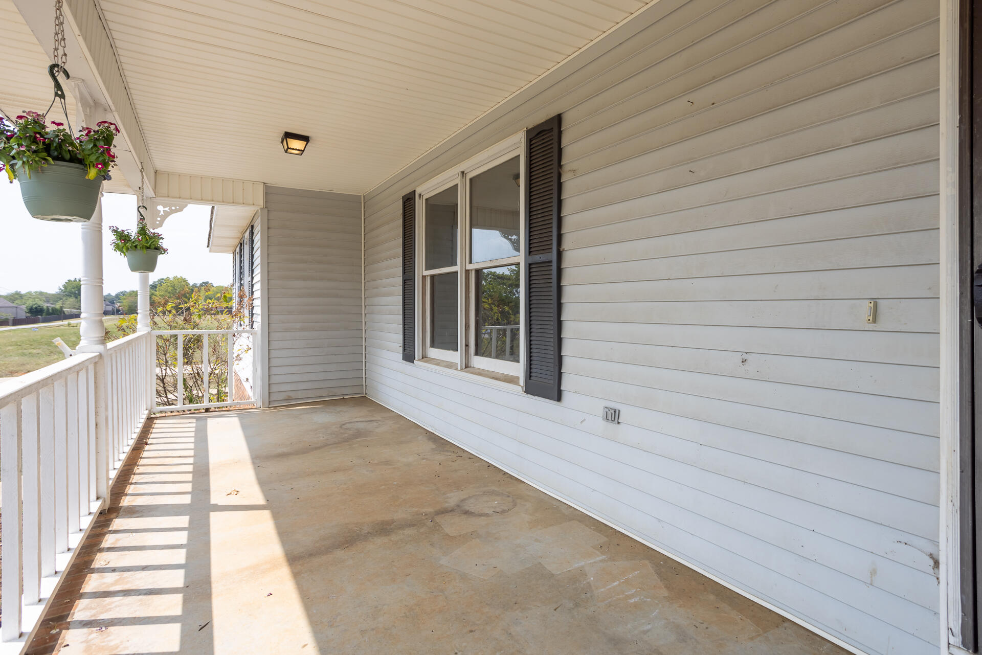 25521 Capshaw Road Athens, AL 35613 - Photo 3 of 37 Large Front Porch