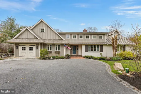 $1,195,000 | 21 Holly Lane, Wilmington, DE 19807